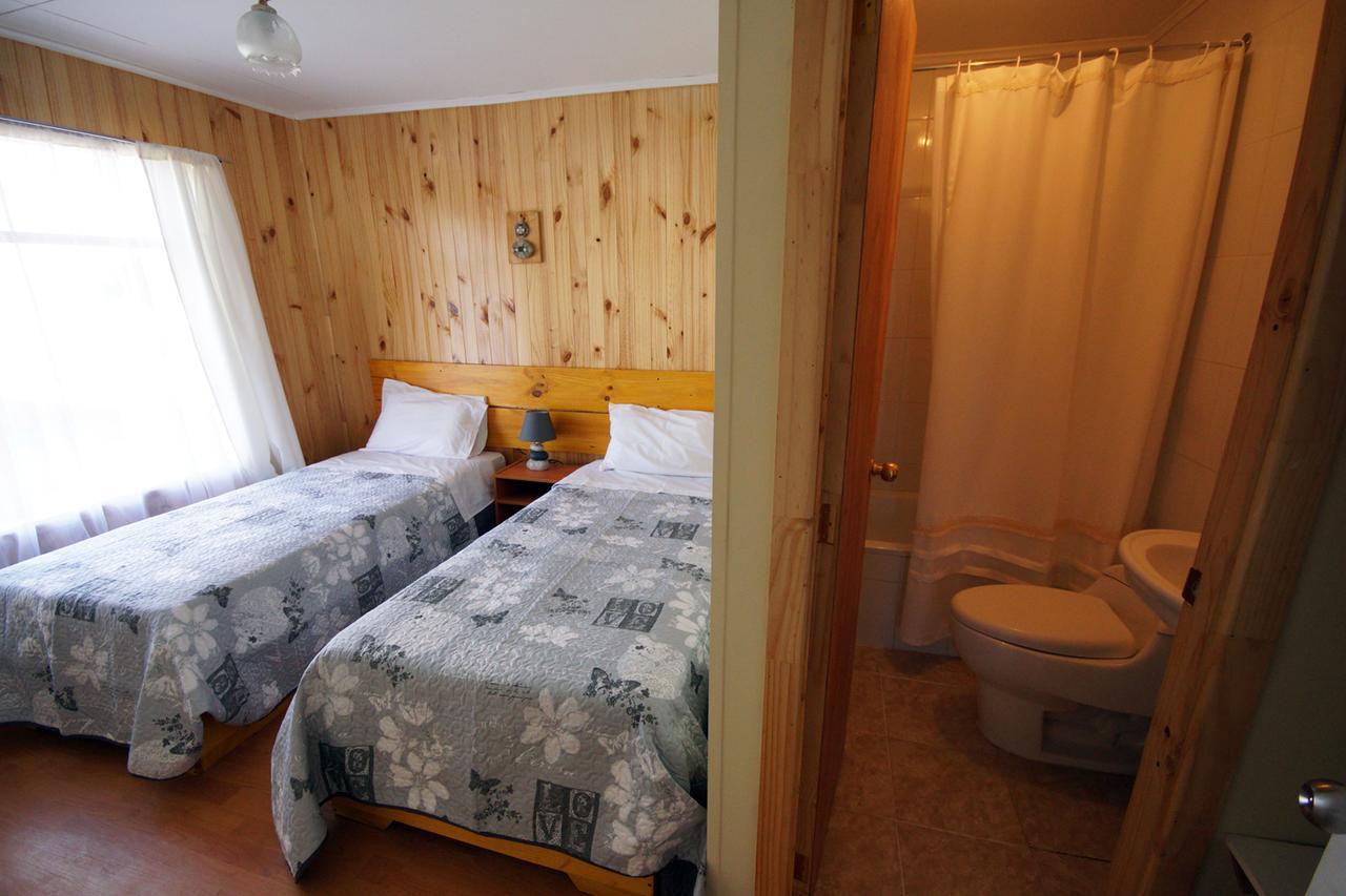 Hostal Los Pioneros Puerto Natales Exterior foto